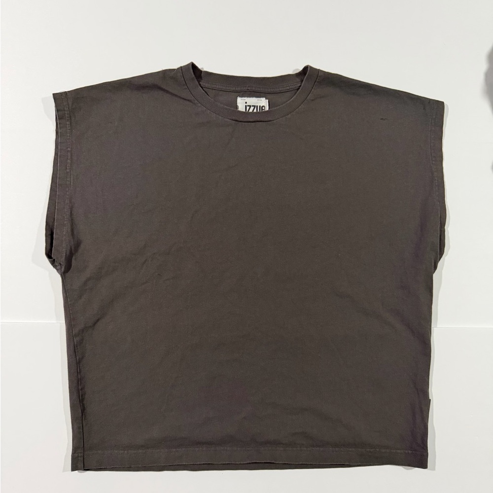IZZUE Men’s Brown Muscle Tank Top